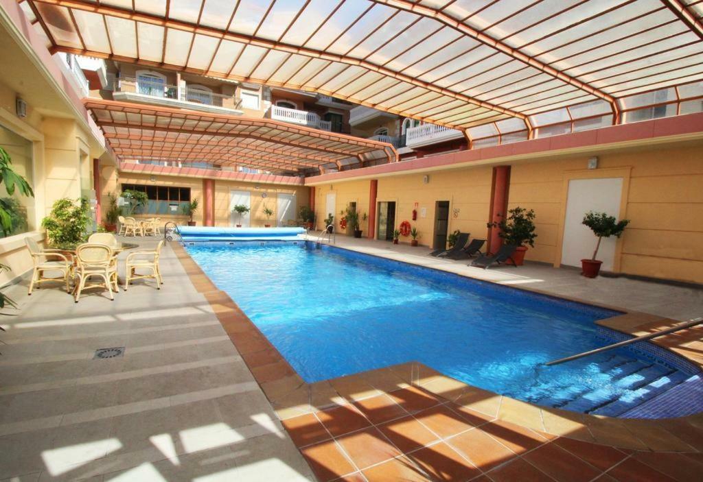 Atico Deluxe Entre Centro Y Playa Salinas Con Terraza, Wifi, Piscina Climatizada, Gym, Sauna Y Garaje -Smart Tv Roquetas de Mar Exteriér fotografie